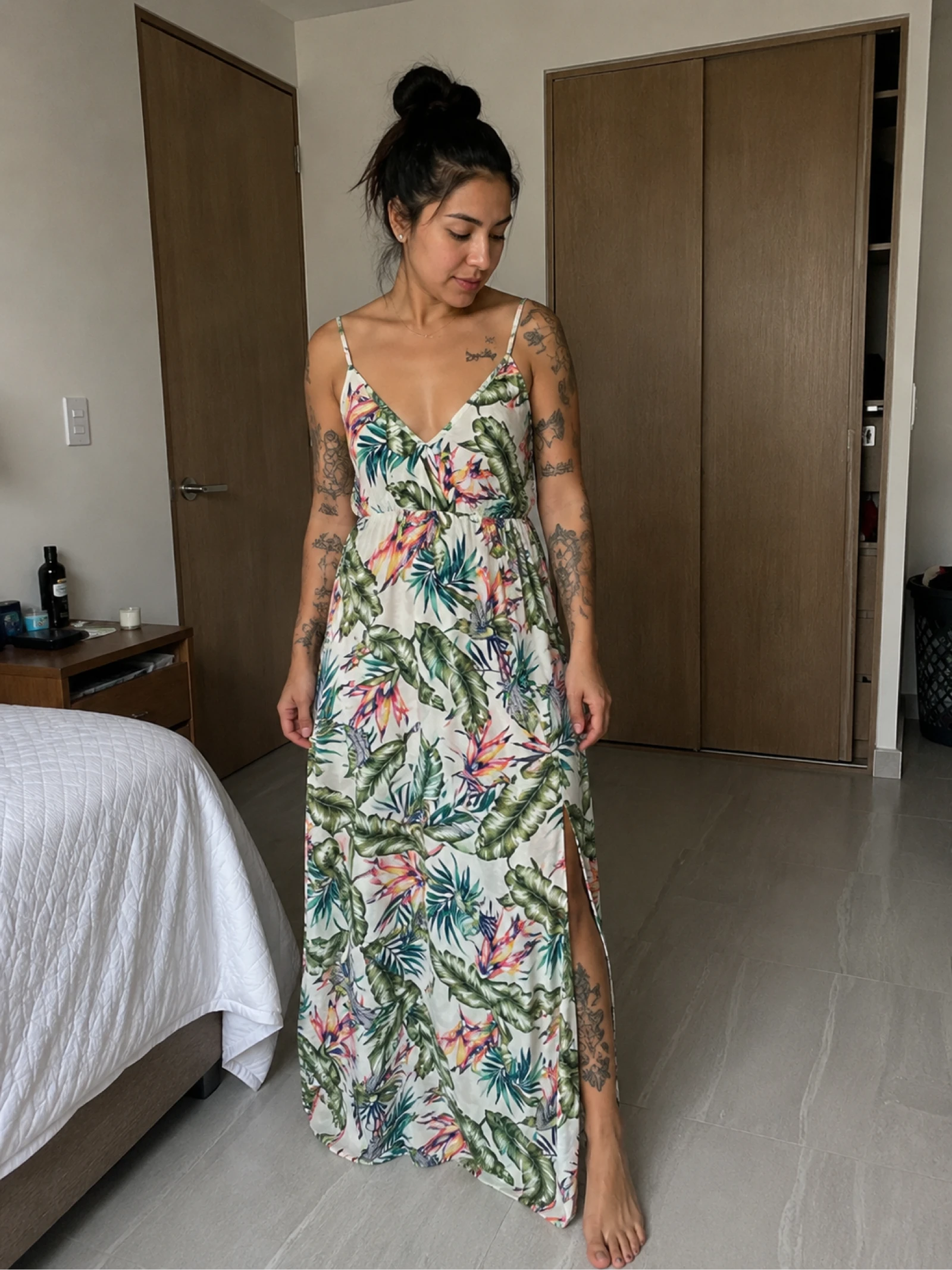 Robe longue H&M imprimé tropical – taille S – très bon état 
